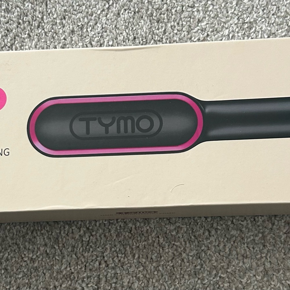 Hair-drying- straightening brush!
Never used !